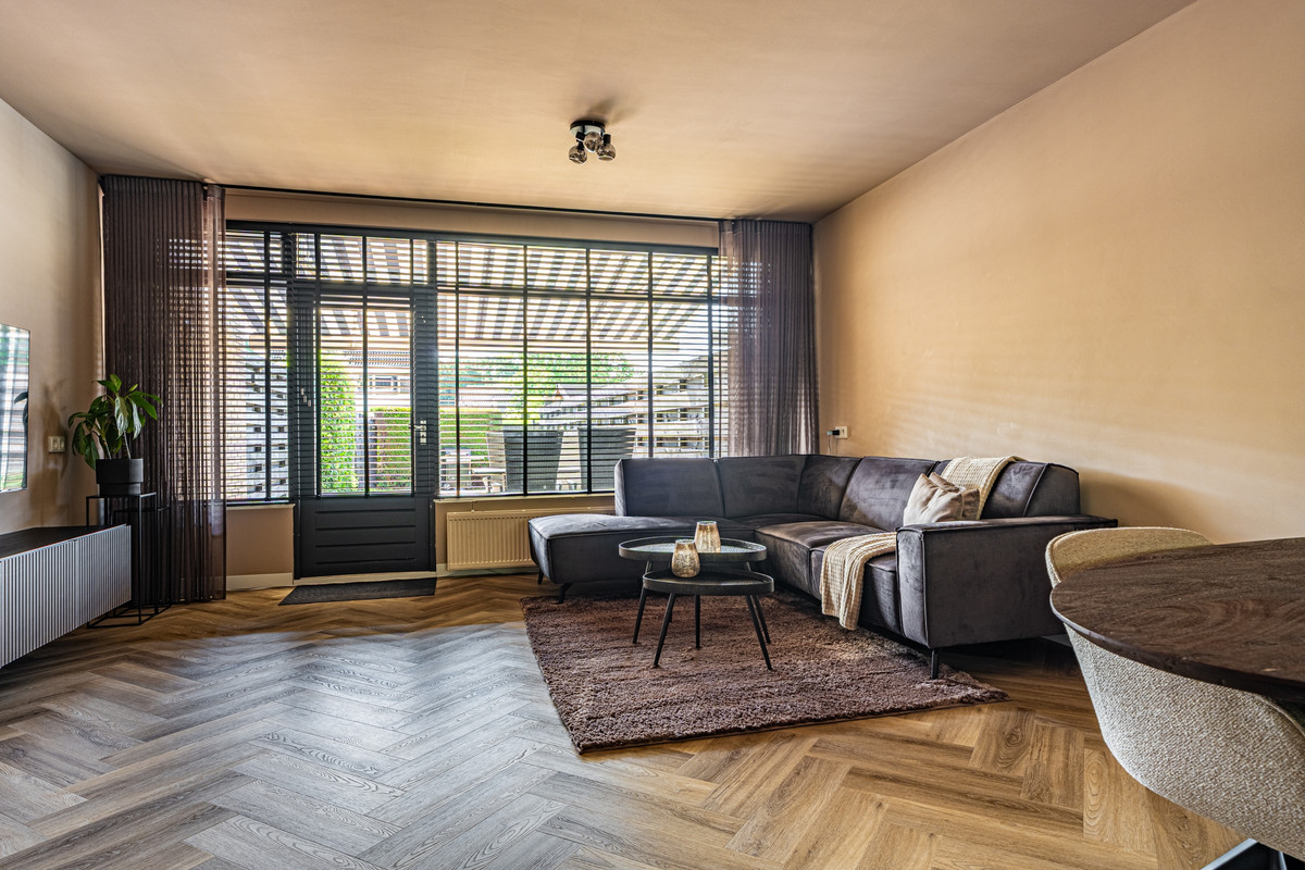 Tussenwoning te koop: Tijsweer 21, Scheemda