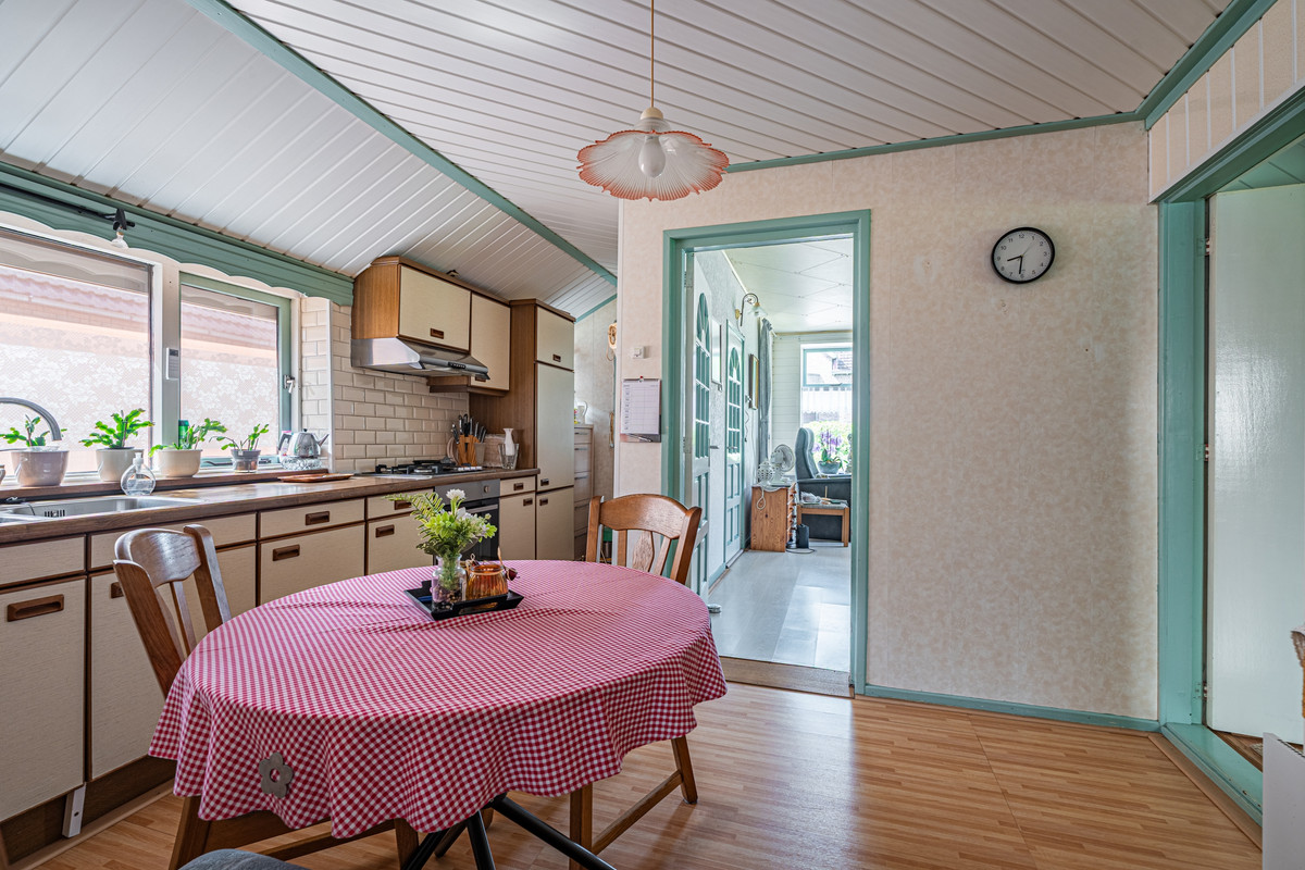 Vrijstaande woning te koop: Hoofdweg 20, Midwolda