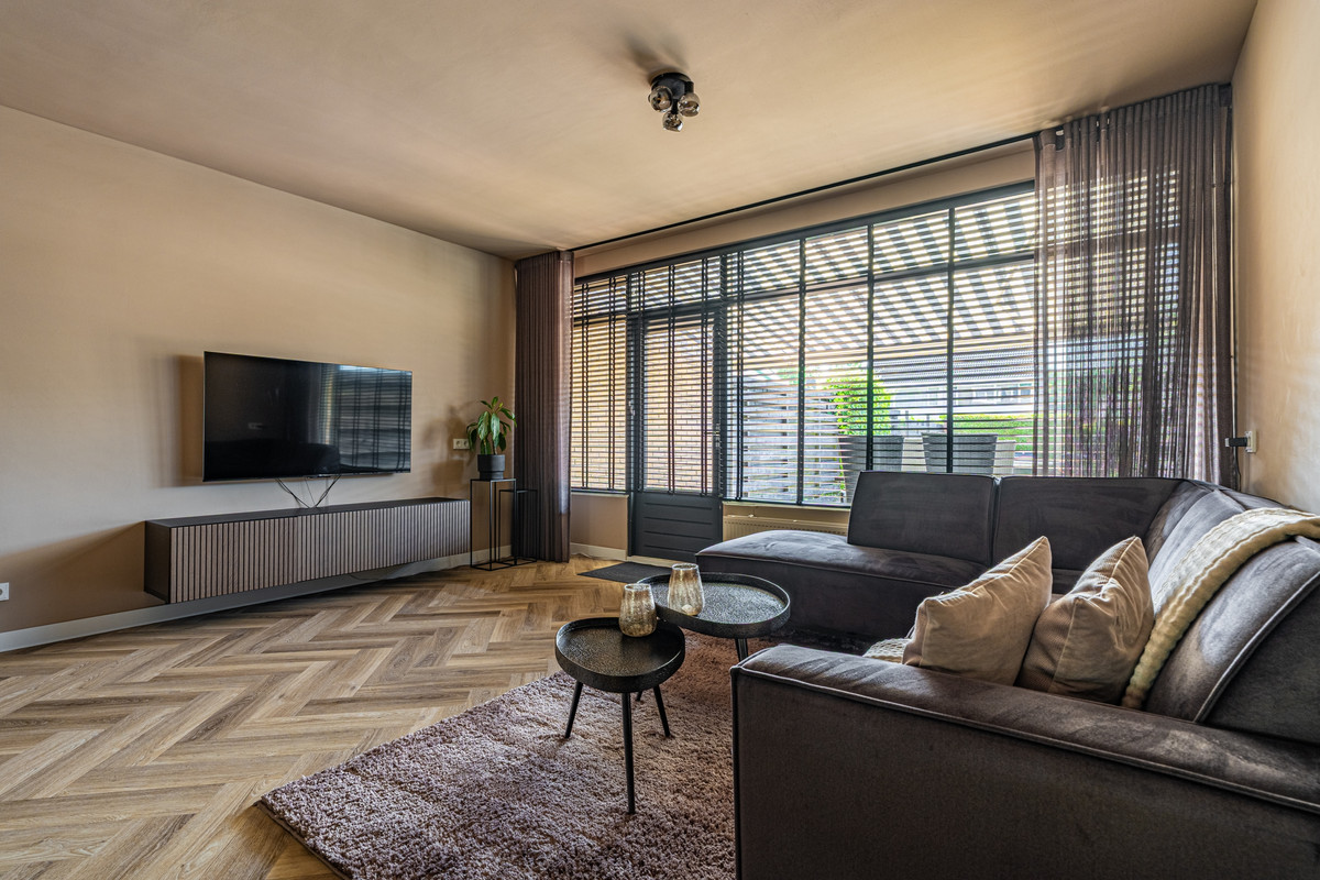 Tussenwoning te koop: Tijsweer 21, Scheemda