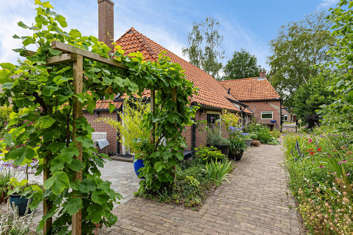 Vrijstaande woning te koop: Nieuweweg 43, Noordwolde