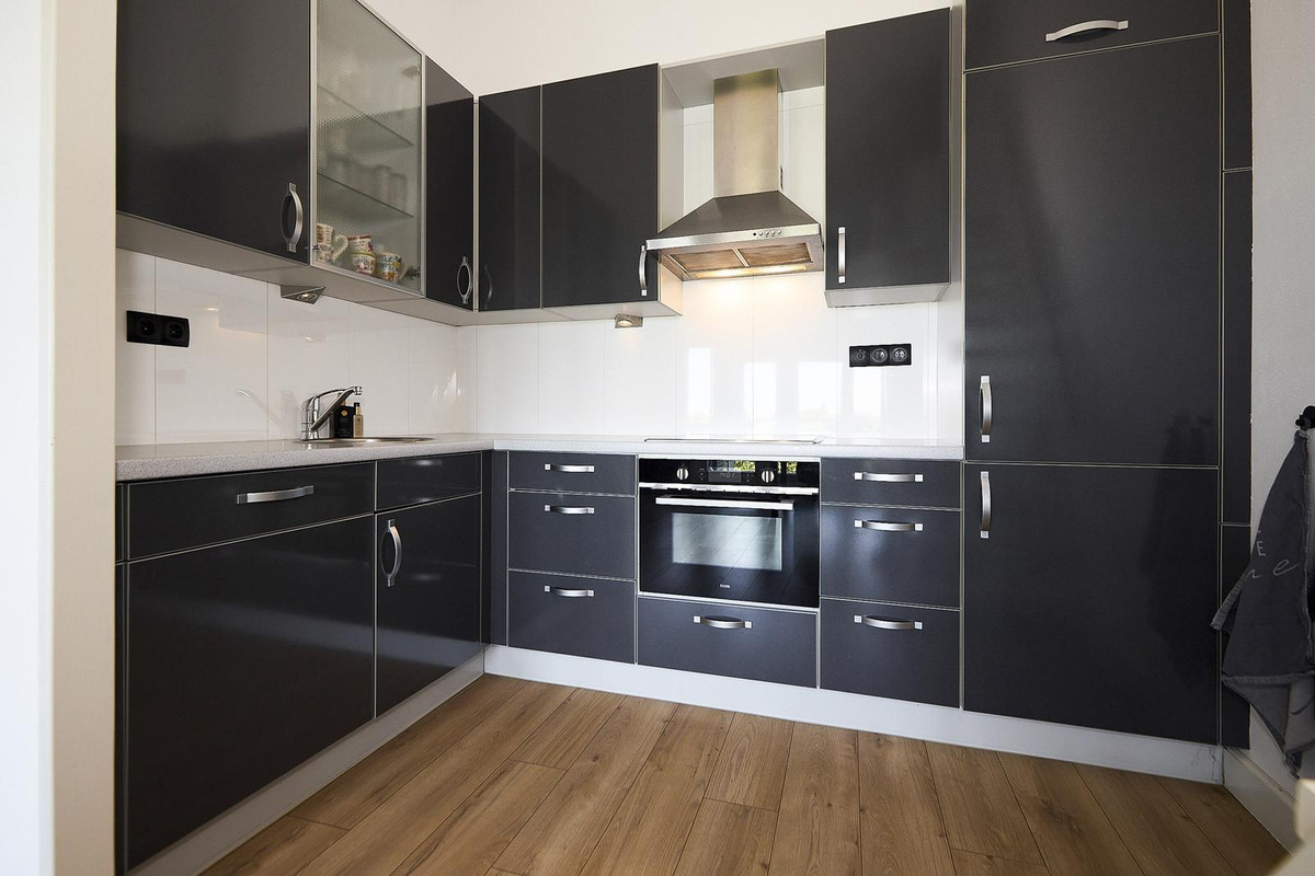 Appartement te koop: Vivaldisingel 213, Nieuw-Vennep