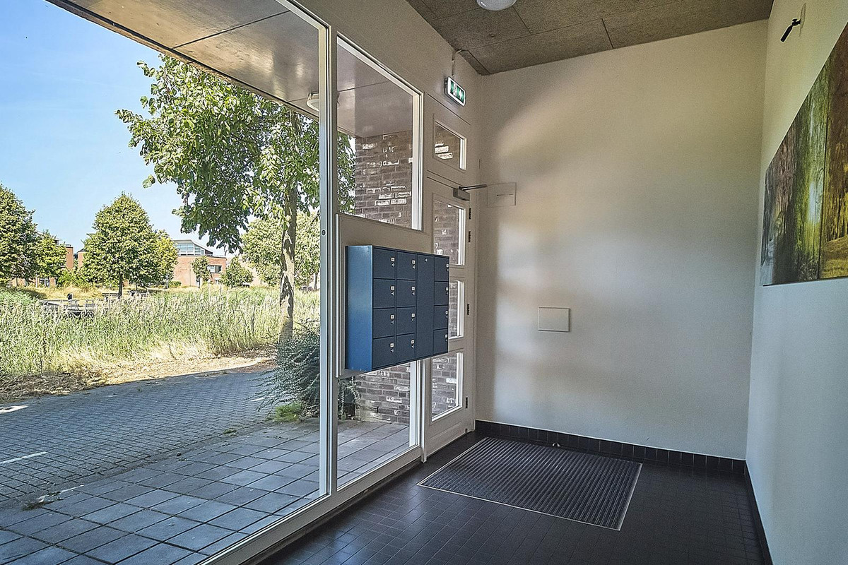 Appartement te koop: Vivaldisingel 213, Nieuw-Vennep