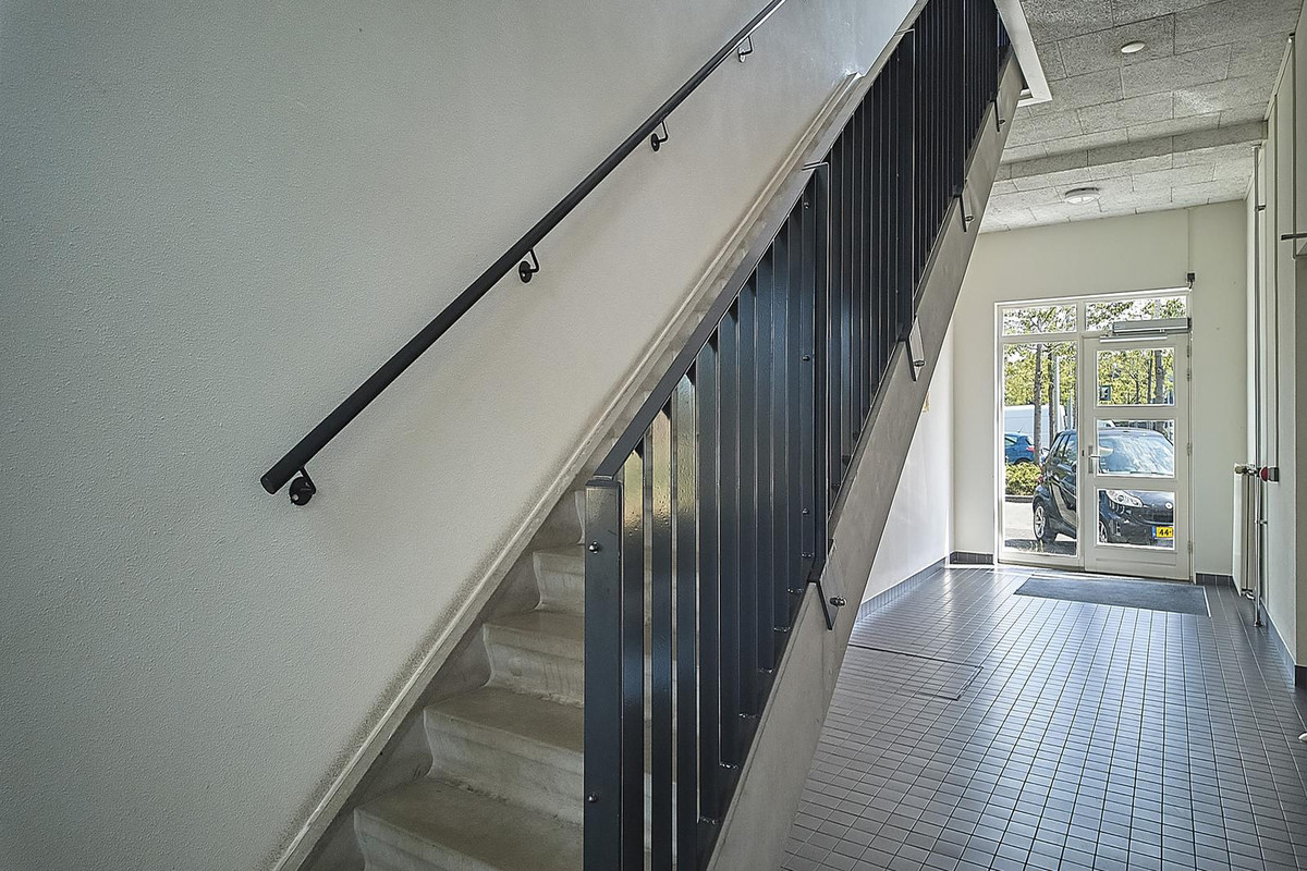 Appartement te koop: Vivaldisingel 213, Nieuw-Vennep