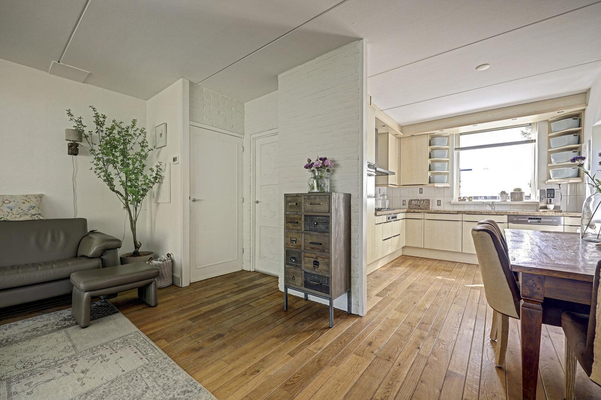 Hoekwoning te koop: Sikkelvoorde 16, Spijkenisse