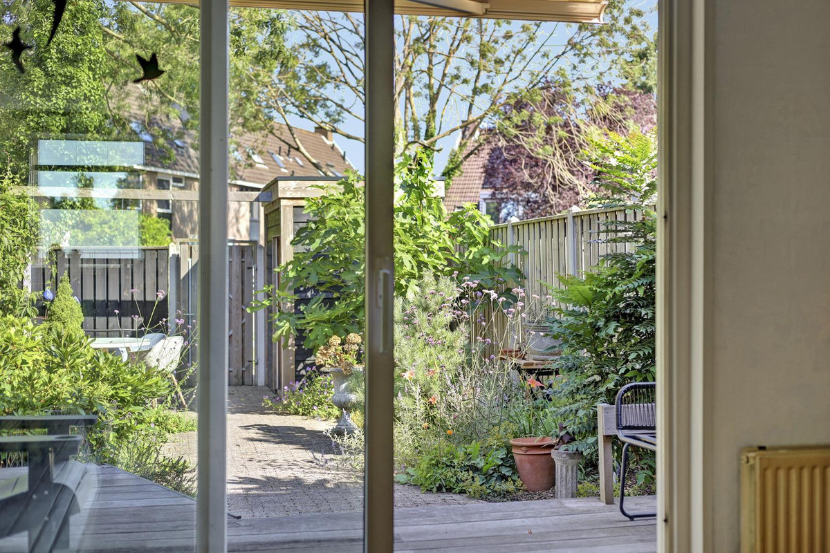 Hoekwoning te koop: Sikkelvoorde 16, Spijkenisse