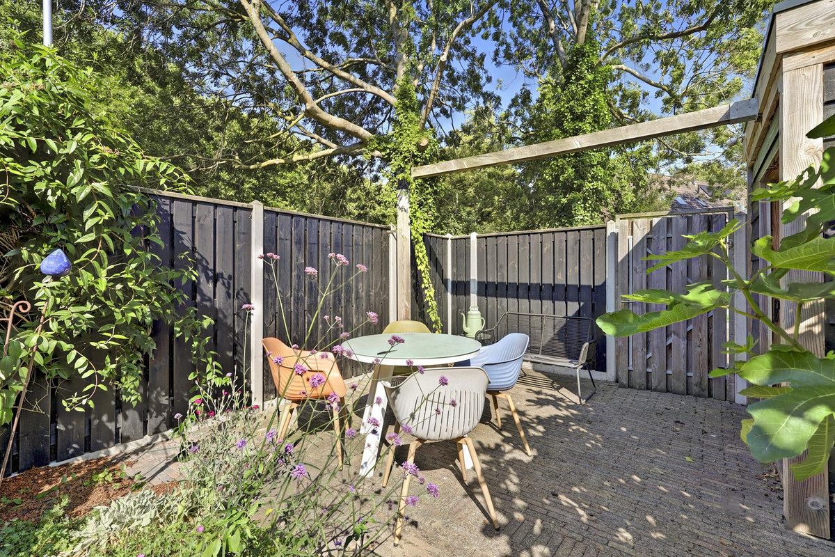 Hoekwoning te koop: Sikkelvoorde 16, Spijkenisse