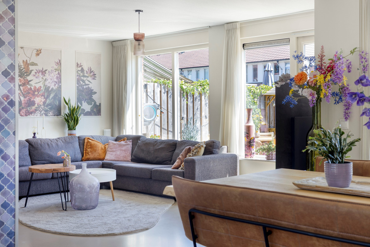 Tussenwoning te koop: Amandelgaarde 133, Hendrik-Ido-Ambacht