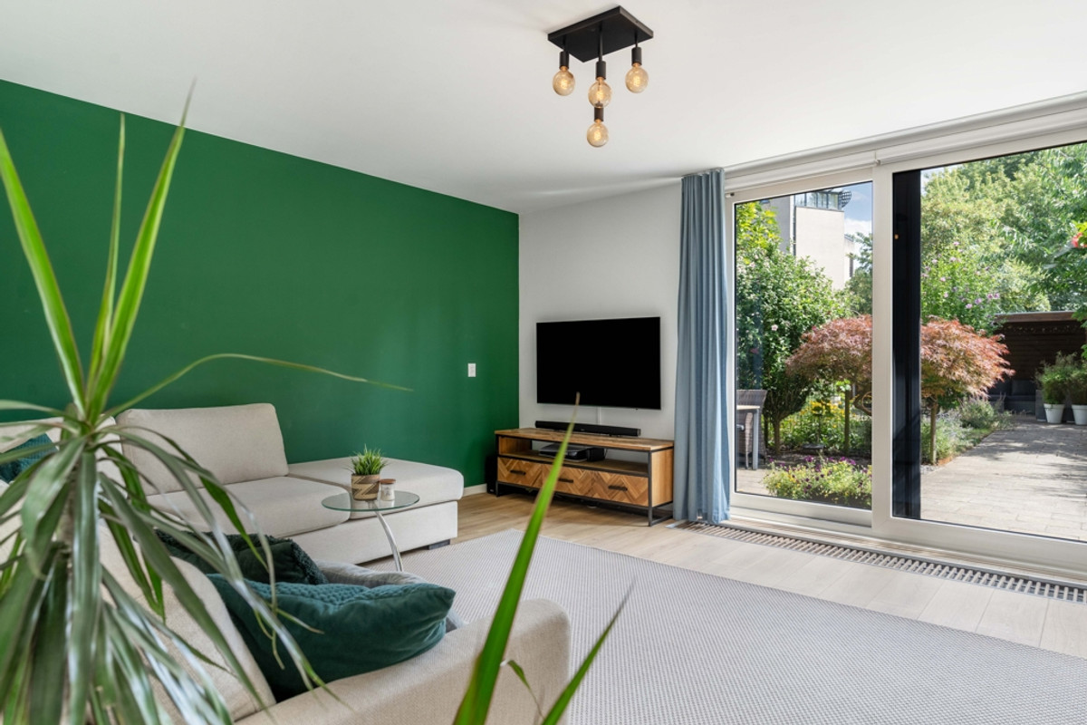 Twee-onder-één-kap te koop: Rondostraat 36, Almere