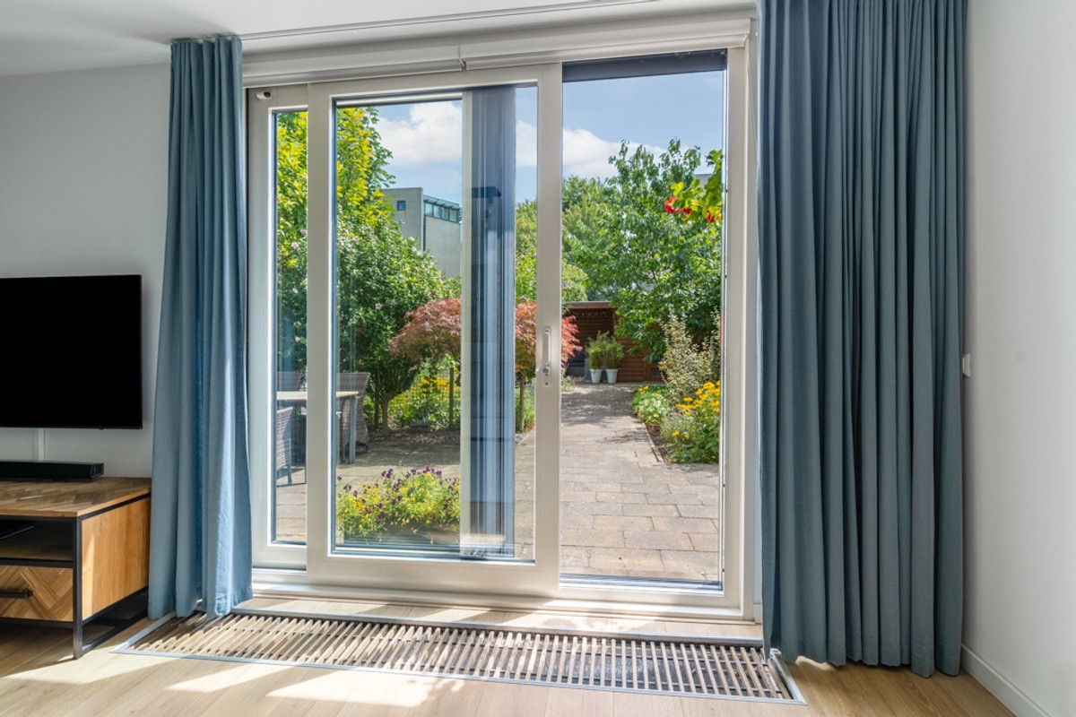 Twee-onder-één-kap te koop: Rondostraat 36, Almere