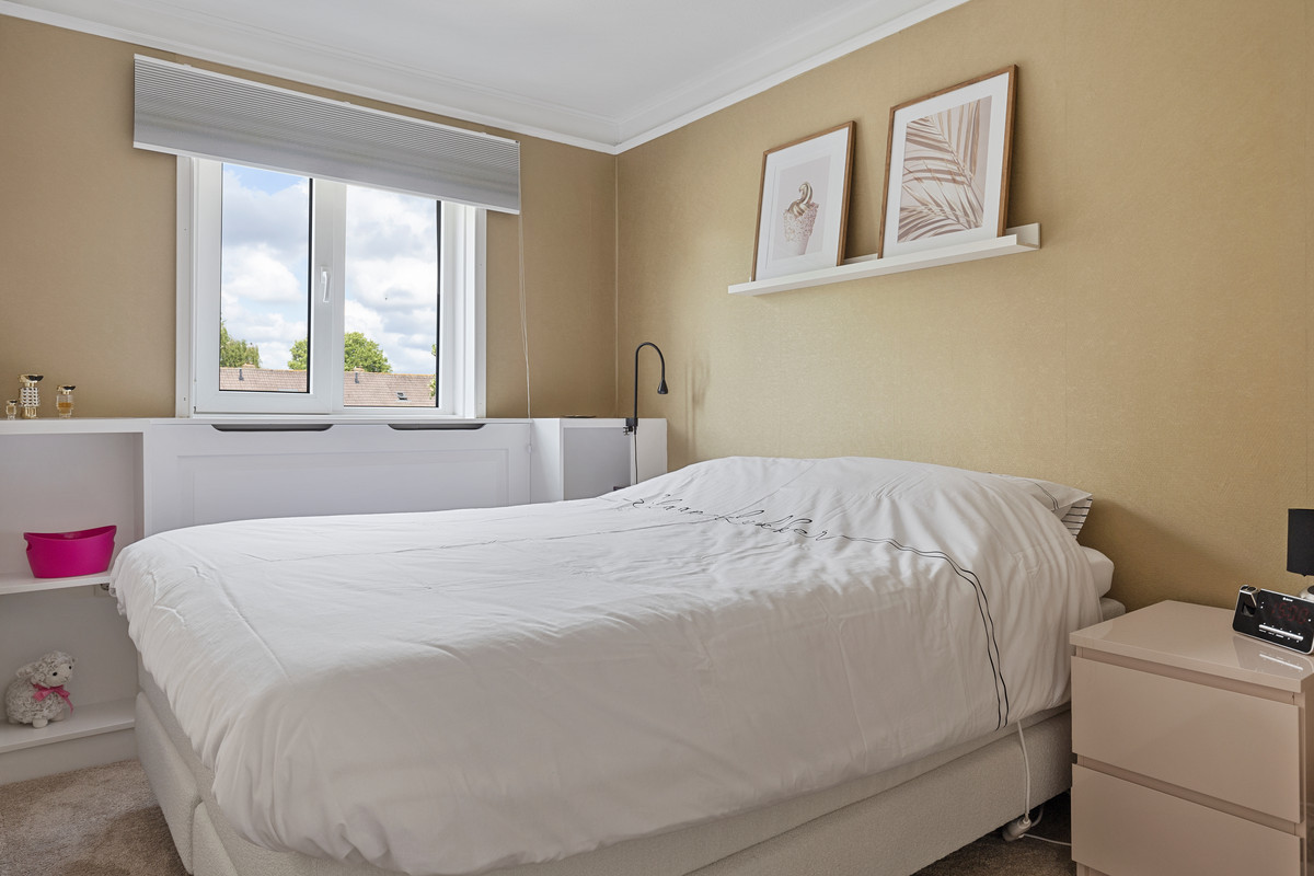 Tussenwoning te koop: Oostdijk 123, Oud-Beijerland