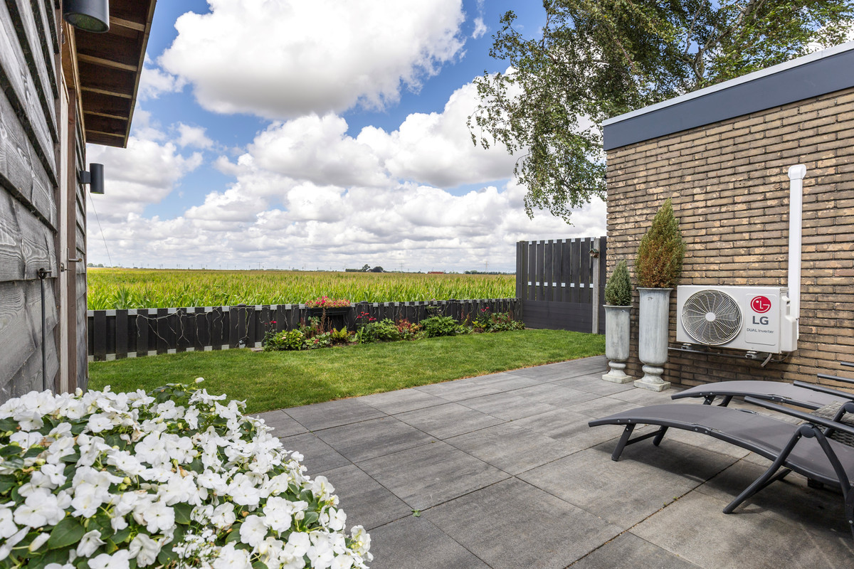 Appartement te koop: Stougjesdijk 77, Westmaas