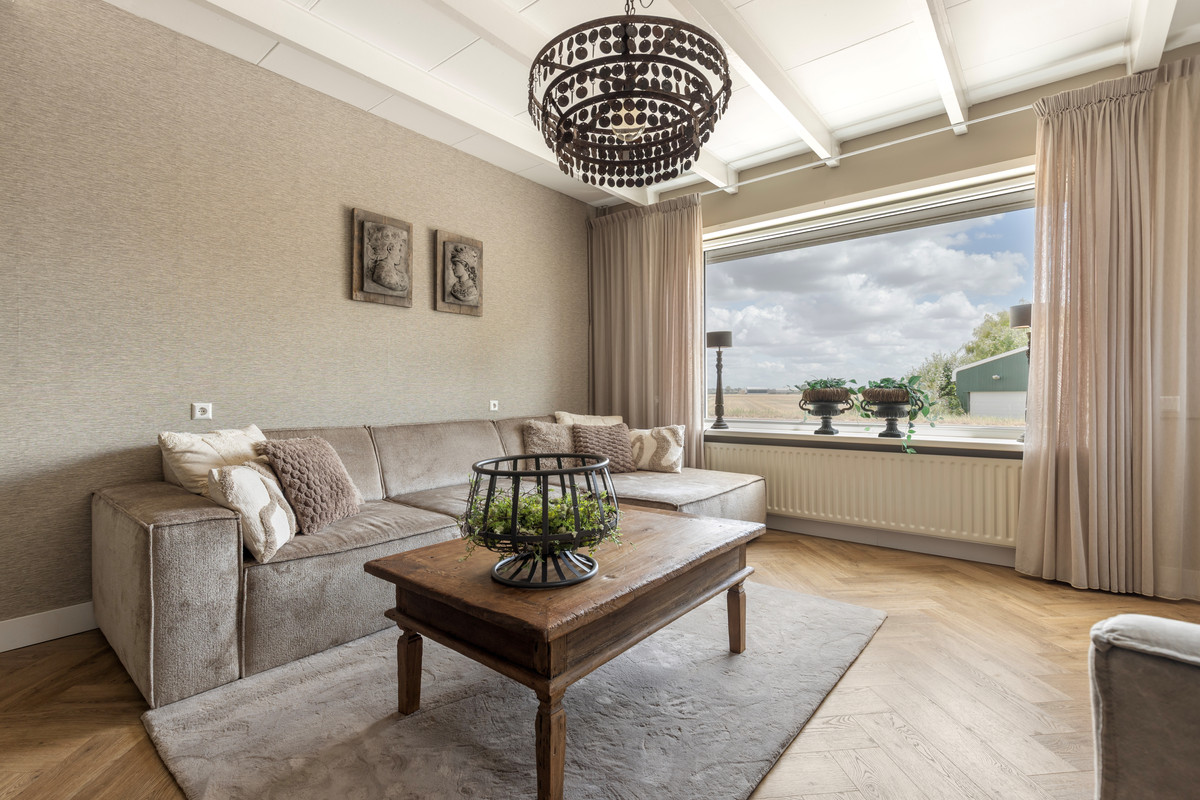 Appartement te koop: Stougjesdijk 77, Westmaas