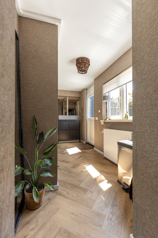 Appartement te koop: Stougjesdijk 77, Westmaas