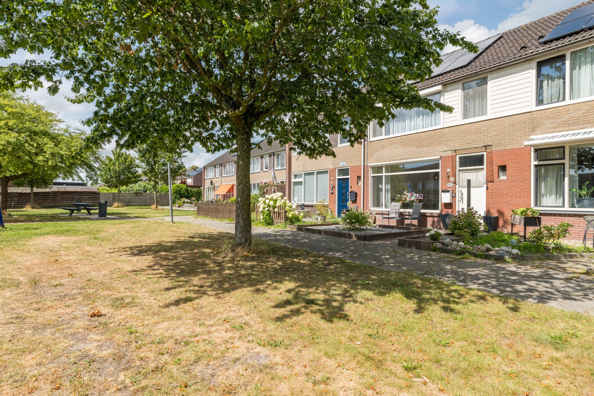 Tussenwoning te koop: Lekstraat 13, Winschoten