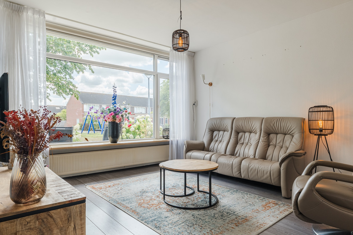 Tussenwoning te koop: Lekstraat 13, Winschoten