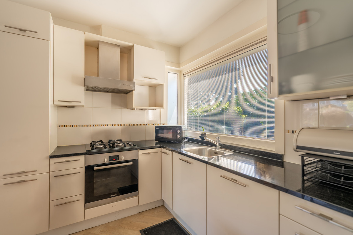 Tussenwoning te koop: Konijnenweide 56, Zoetermeer