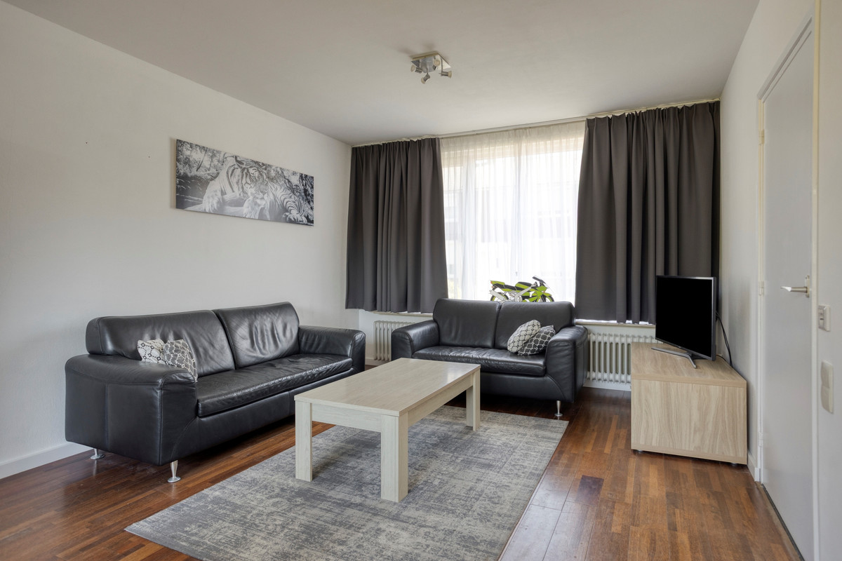 Twee-onder-één-kap te koop: Esstraat 24, Echt