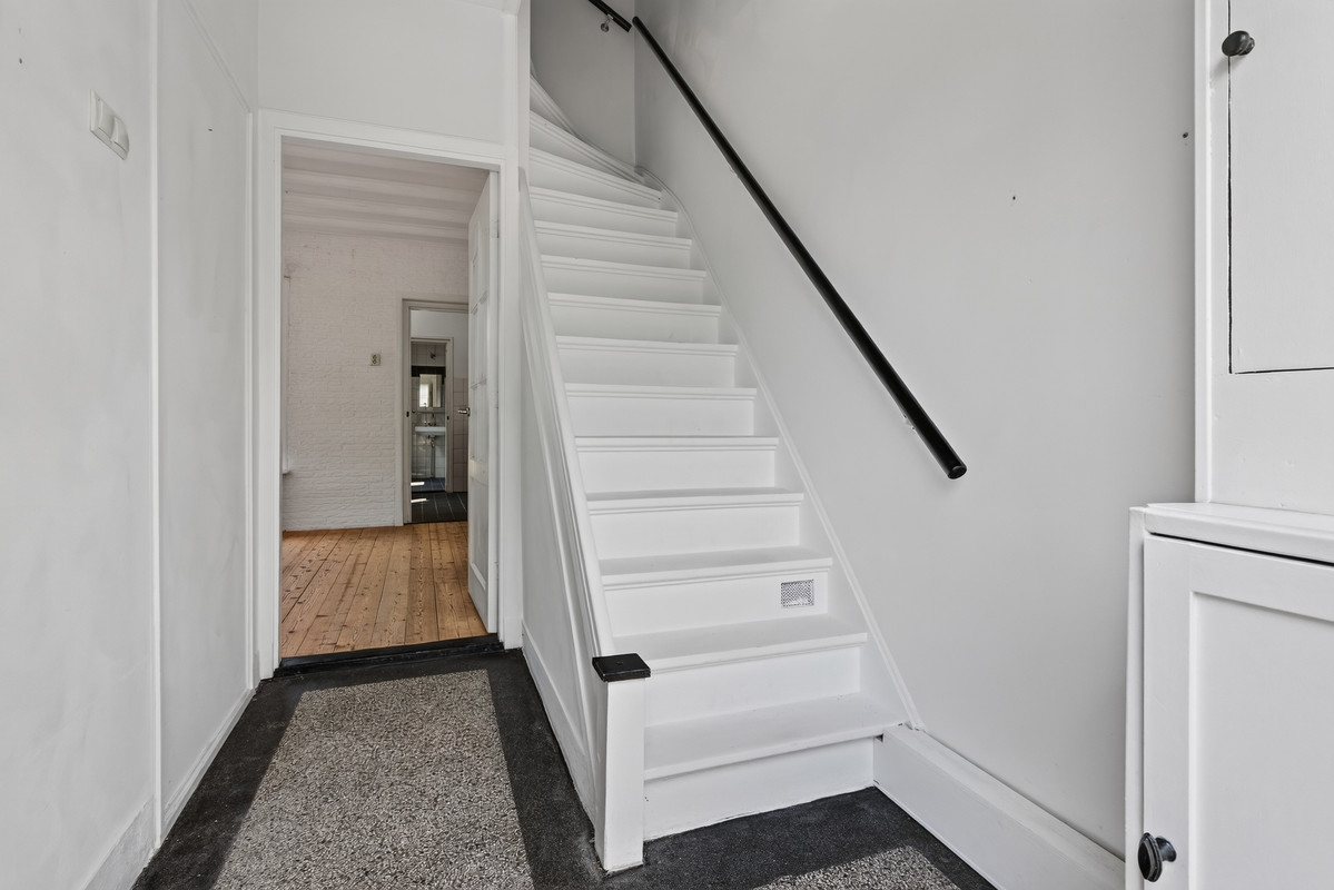 Hoekwoning te koop: Prins Mauritsweg 1, Waalre