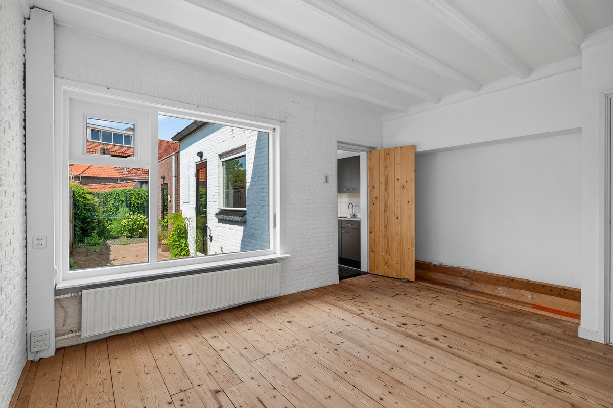 Hoekwoning te koop: Prins Mauritsweg 1, Waalre