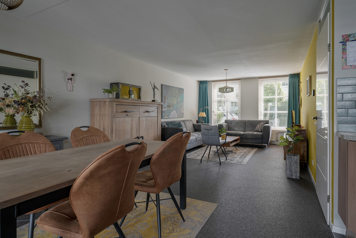 Tussenwoning te koop: Melvert 7, Helmond