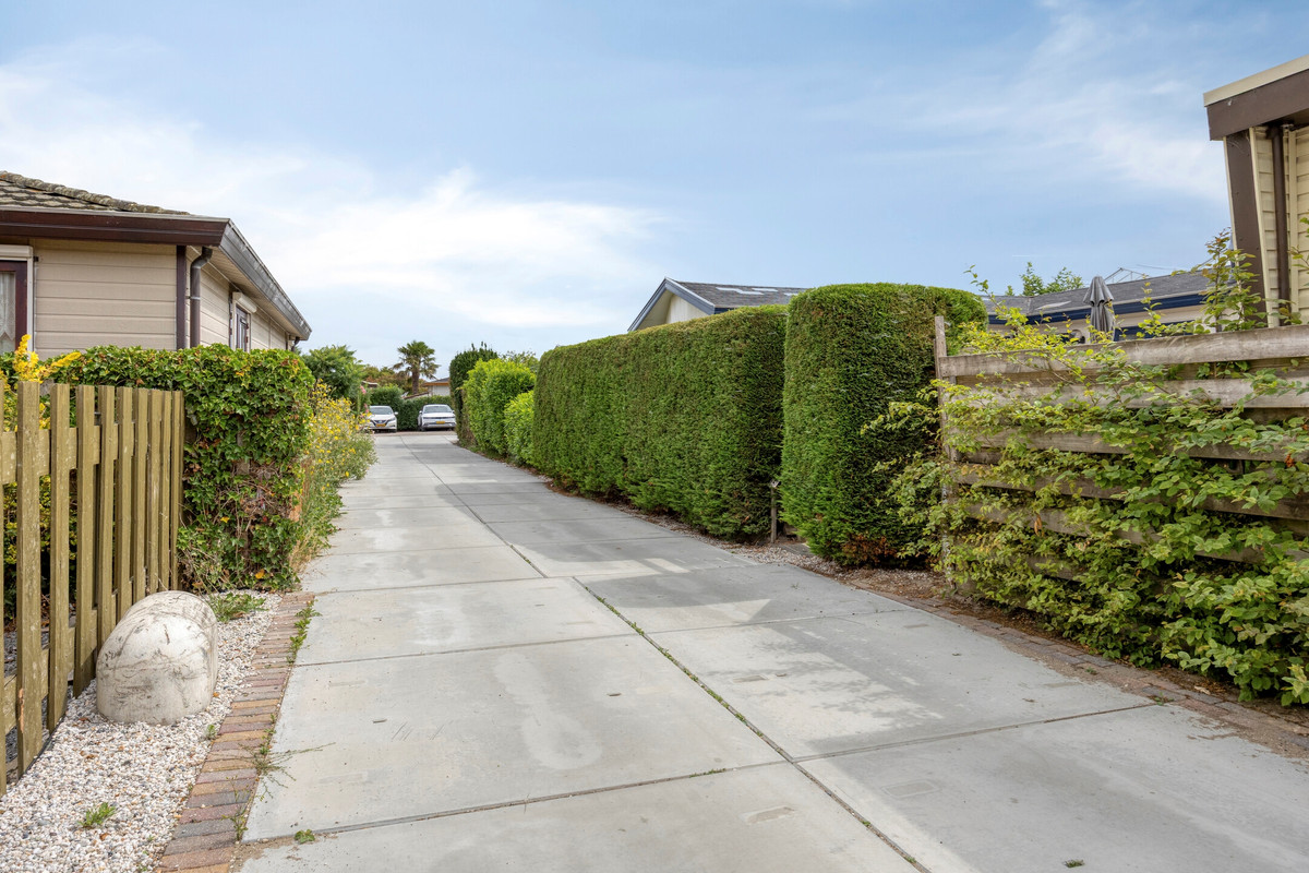 Vrijstaande woning te koop: Bredeweg 66B, Moerkapelle