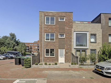 Douwe Dabbertstraat 53