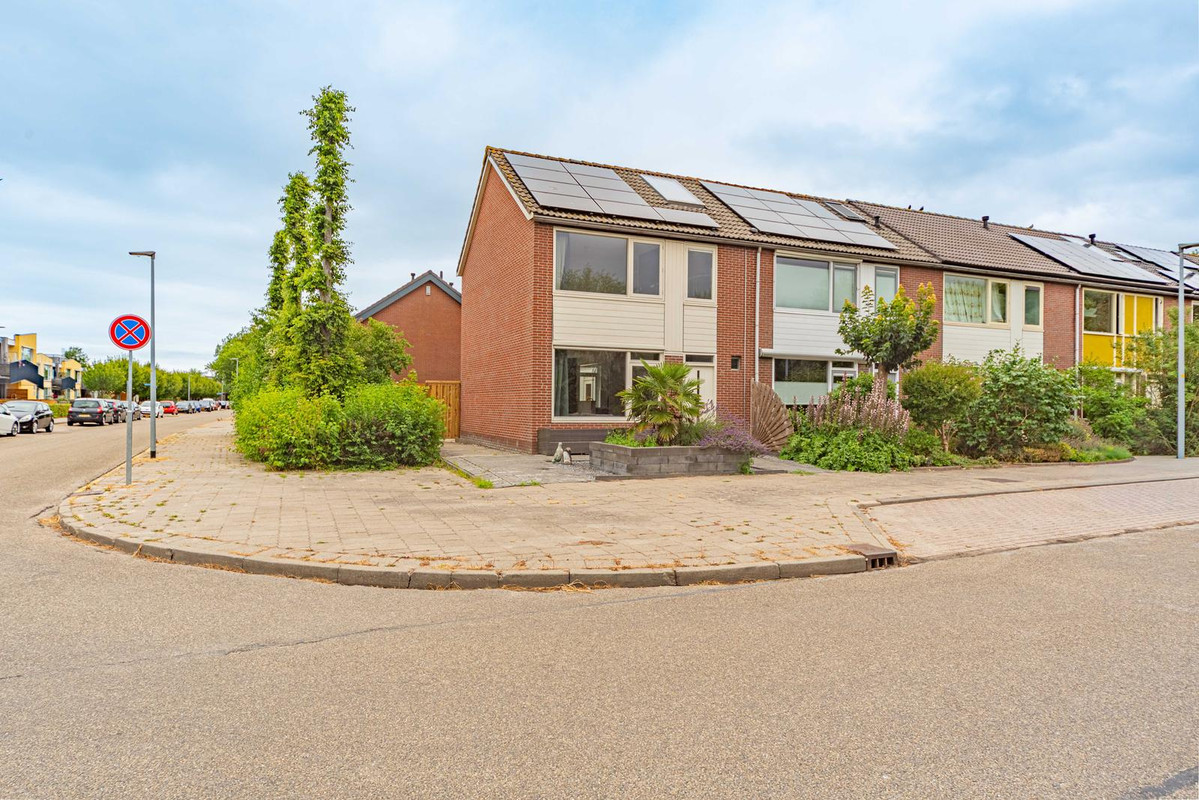 Hoekwoning te koop: Artuslaan 1, Andijk