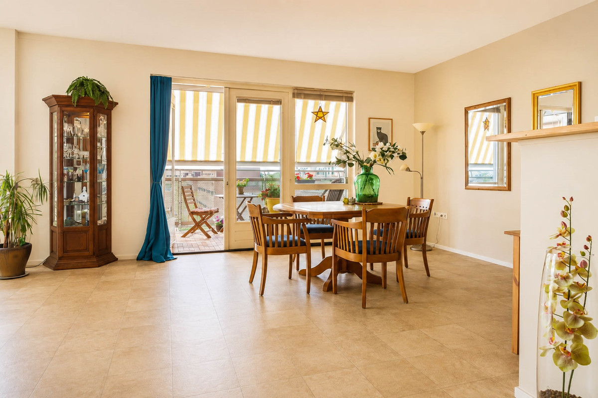 Appartement te koop: Laan van Berendrecht 288, Leiderdorp