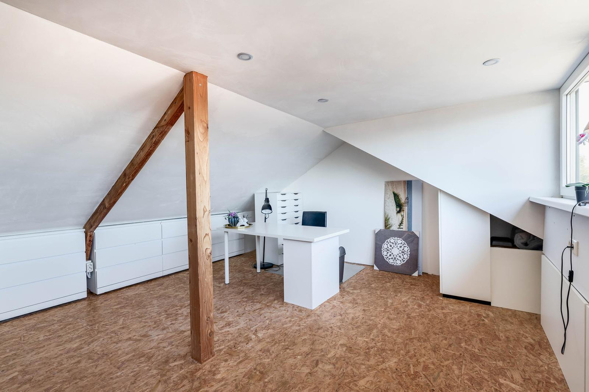 Tussenwoning te koop: Genbroekstraat 26, Venlo