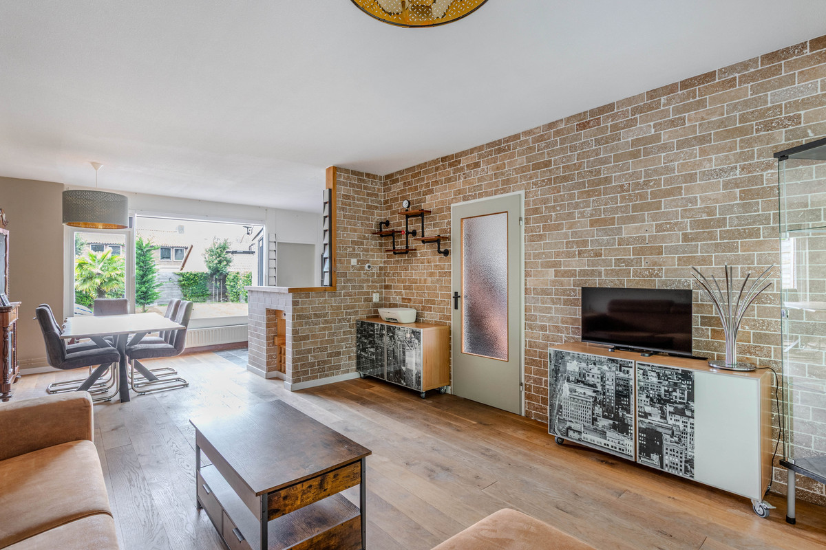 Tussenwoning te koop: Sportsingel 18, Bant