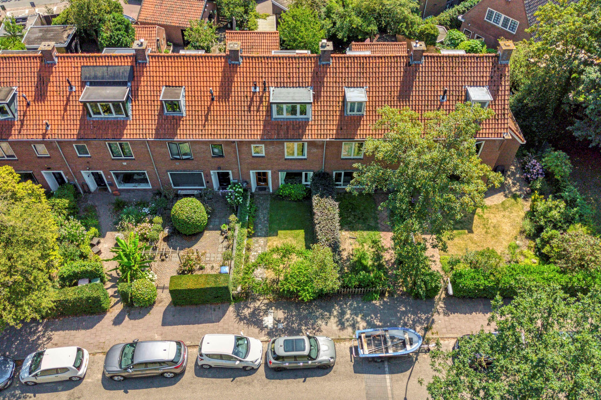 Tussenwoning te koop: Flevolaan 6, Muiderberg