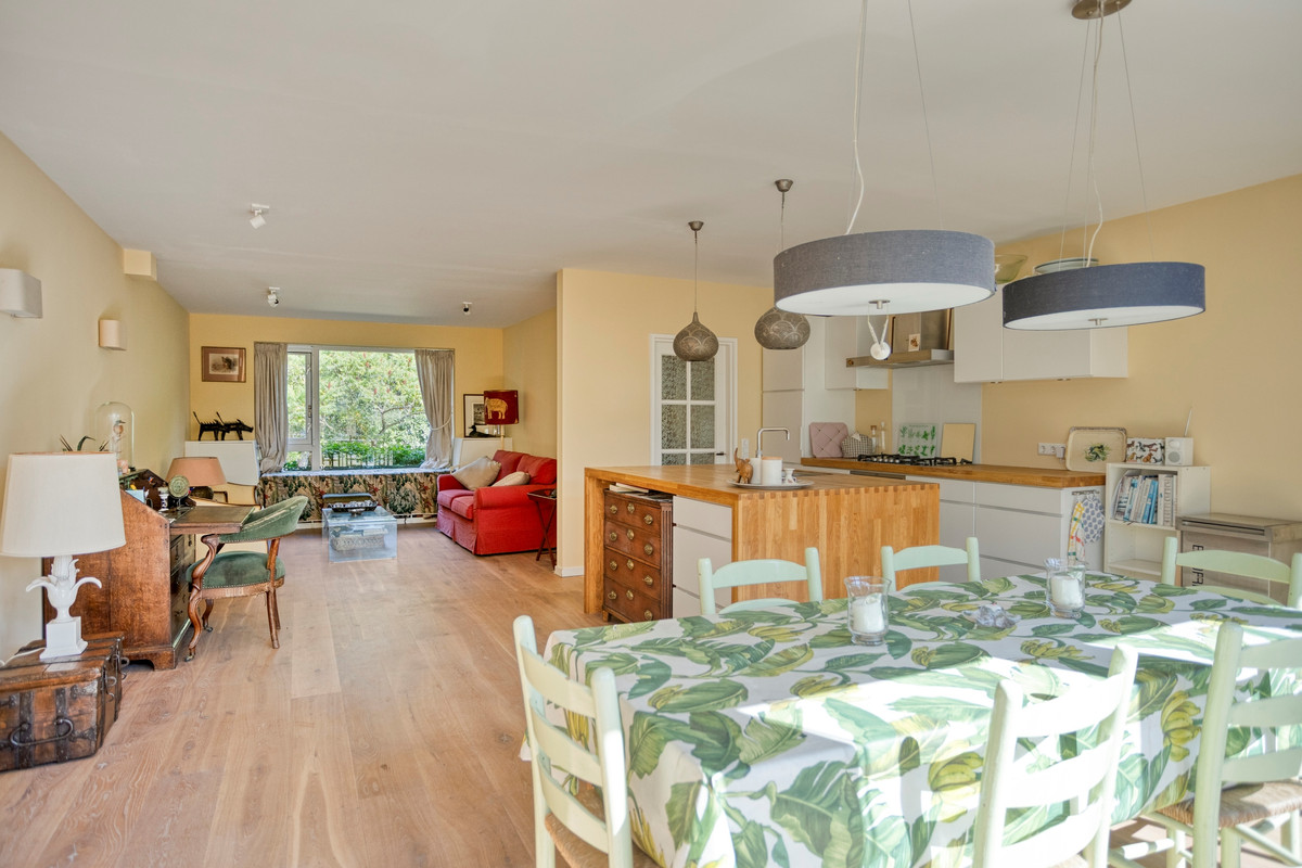 Tussenwoning te koop: Flevolaan 6, Muiderberg