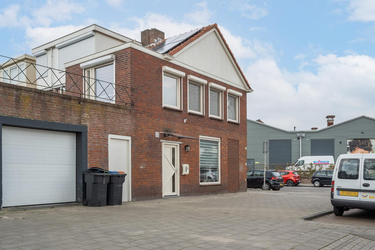 Hoekwoning te koop: Wattstraat 1A, Tilburg