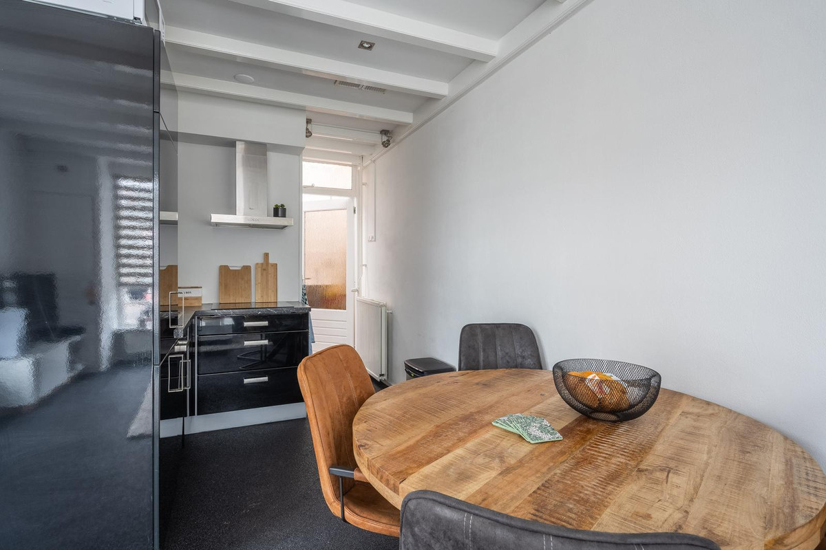 Hoekwoning te koop: Wattstraat 1A, Tilburg