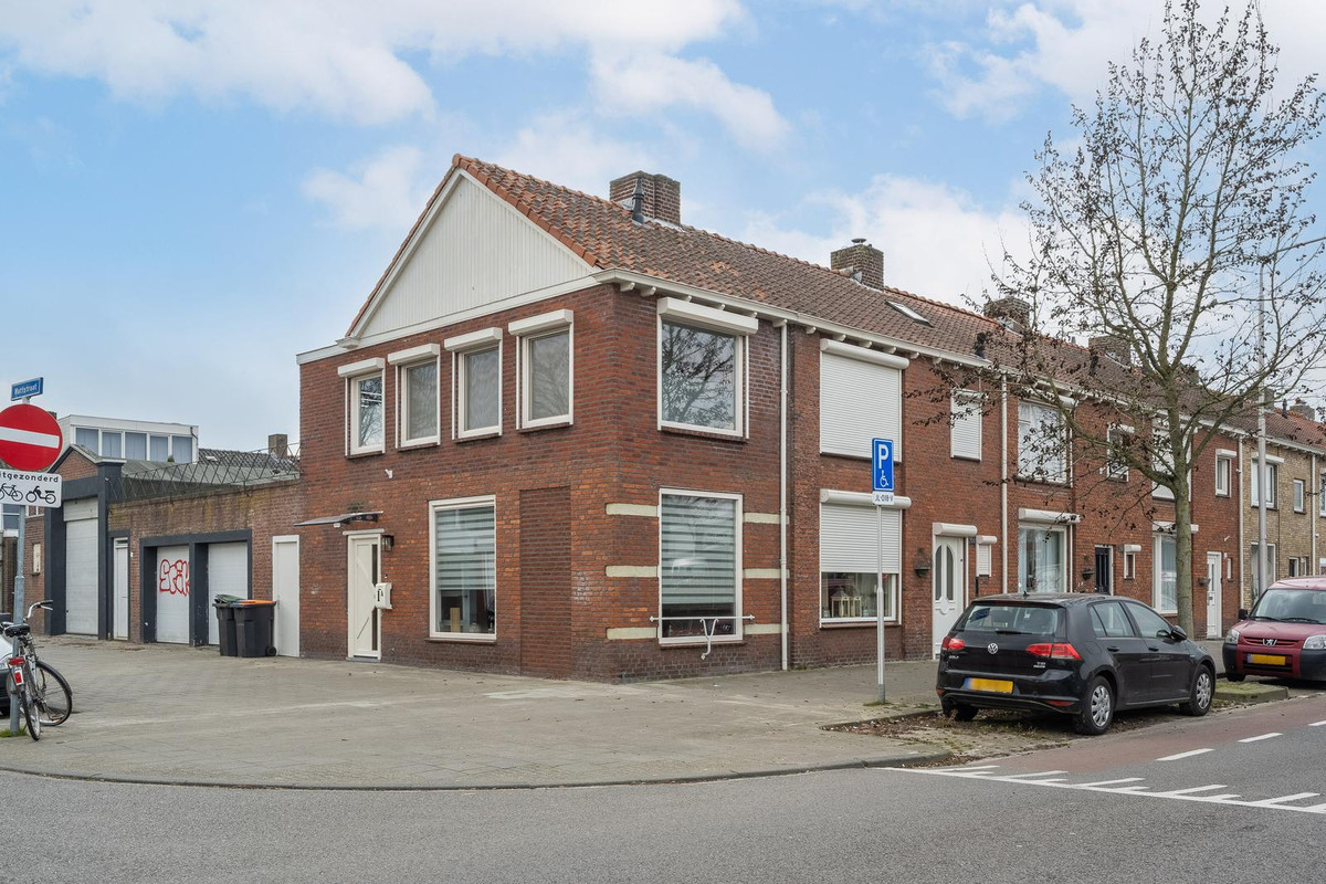 Hoekwoning te koop: Wattstraat 1A, Tilburg