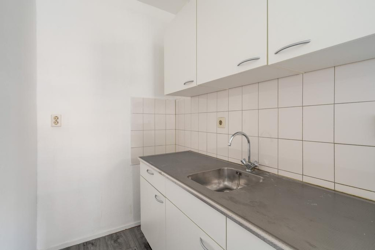 Studio te koop: Schietbaanlaan 74C, Rotterdam