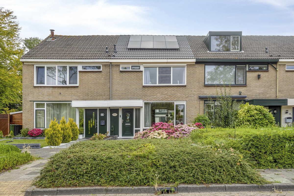 Tussenwoning te koop: Jan Mostaertlaan 46, Heerhugowaard