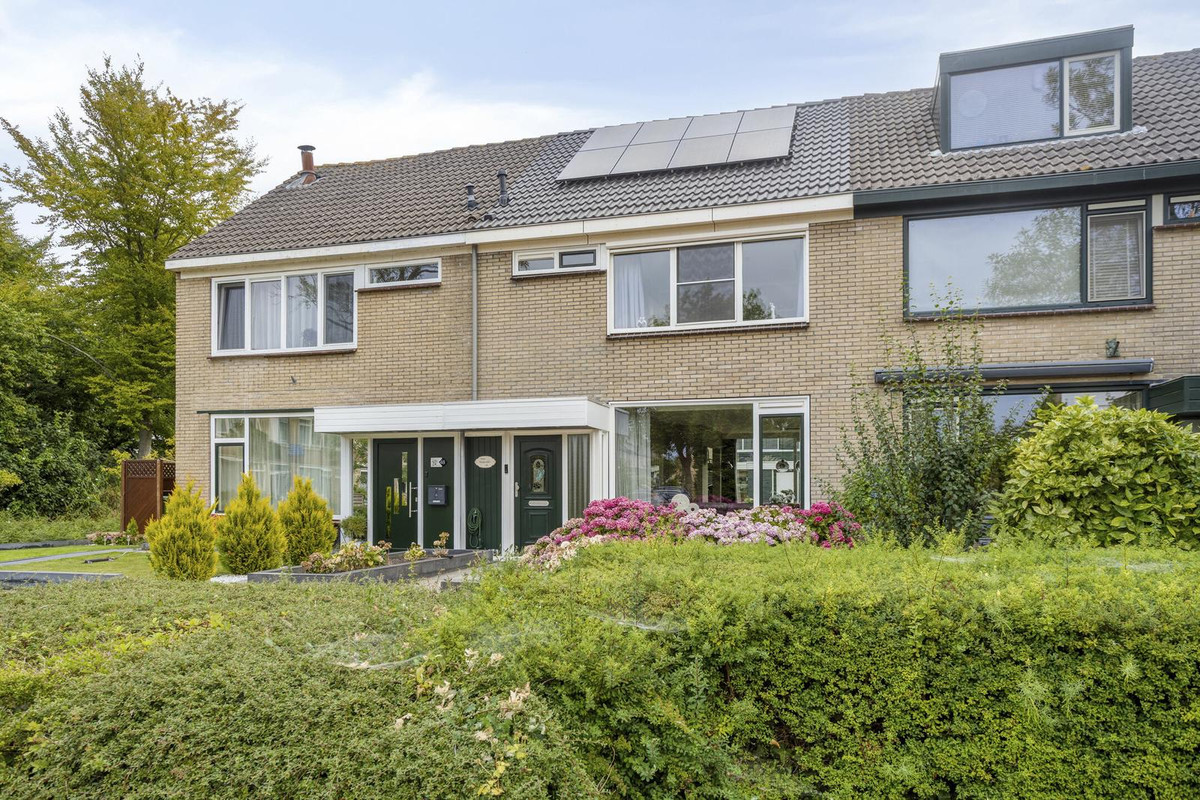 Tussenwoning te koop: Jan Mostaertlaan 46, Heerhugowaard