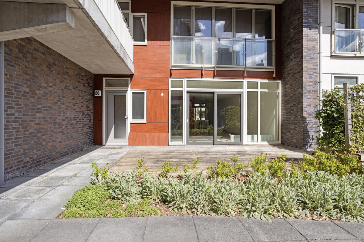 Appartement te koop: Maarten Harpertsz. Trompweg 28, Dordrecht