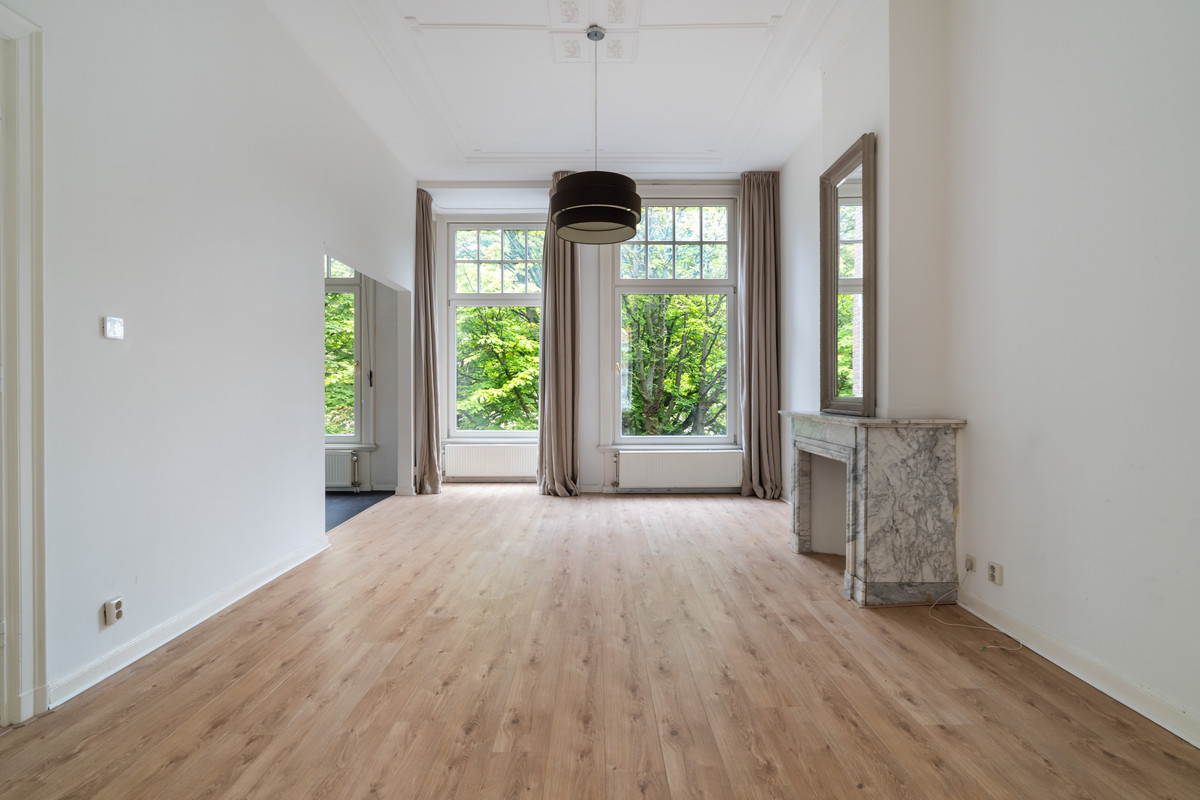 Appartement te huur: Hogewal 10, 'S-Gravenhage