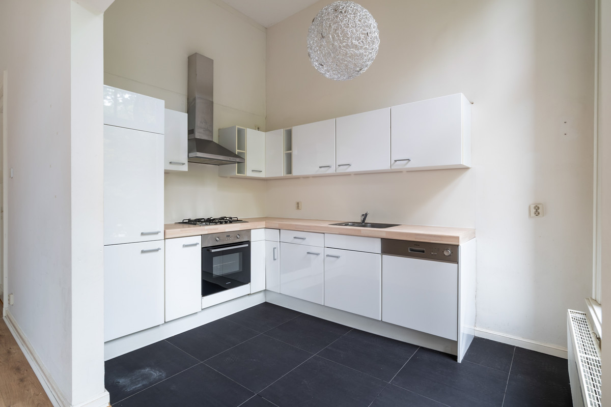 Appartement te huur: Hogewal 10, 'S-Gravenhage