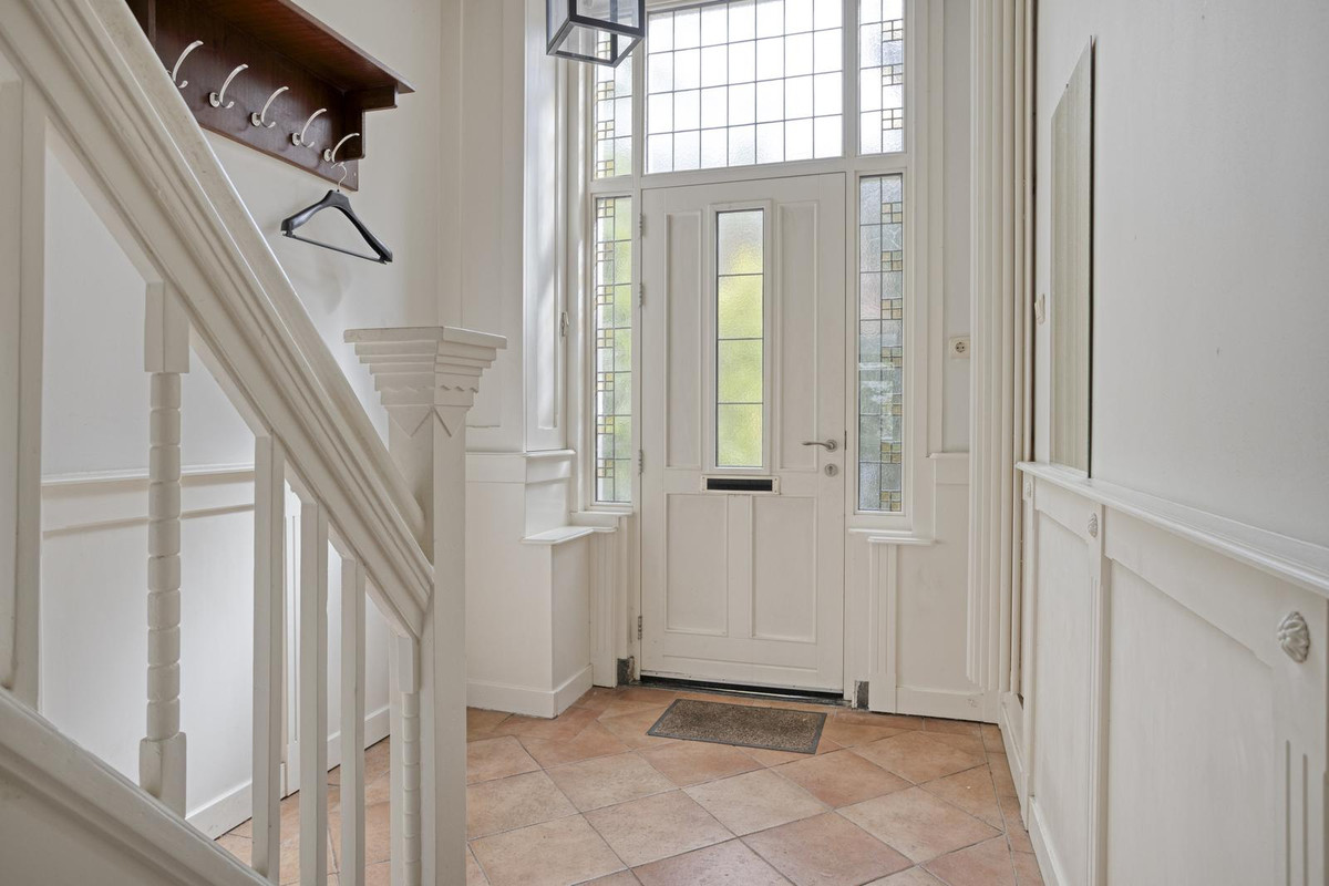 Tussenwoning te koop: Meeussenstraat 22, Bergen Op Zoom