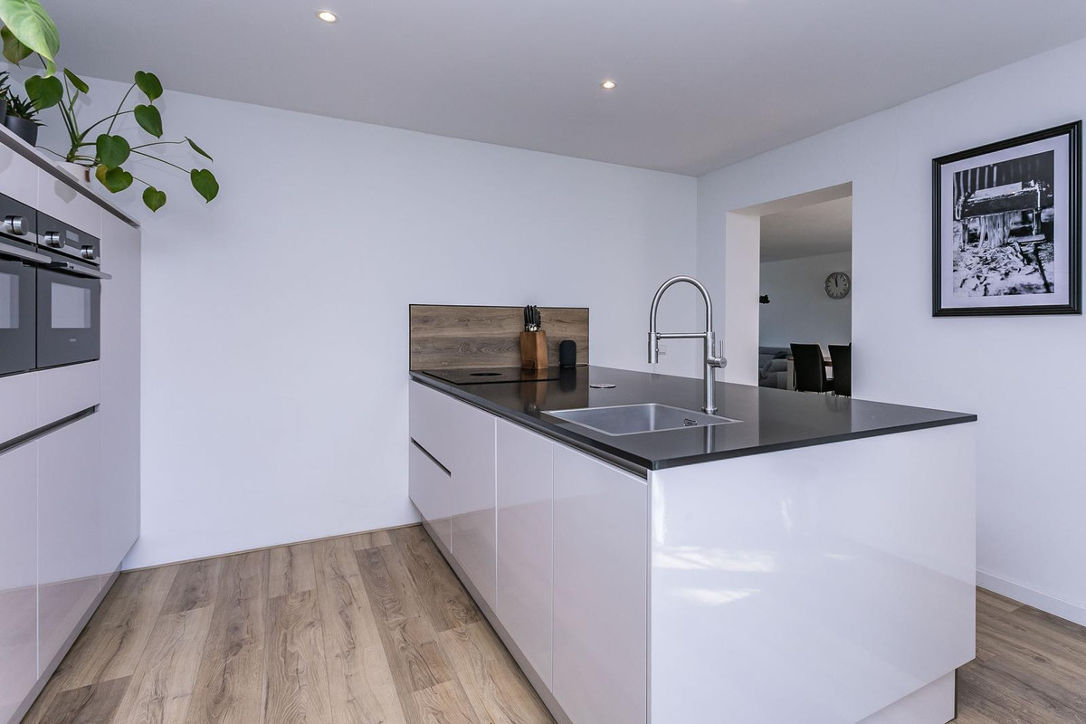 Hoekwoning te koop: De Kloes 11, Amstenrade