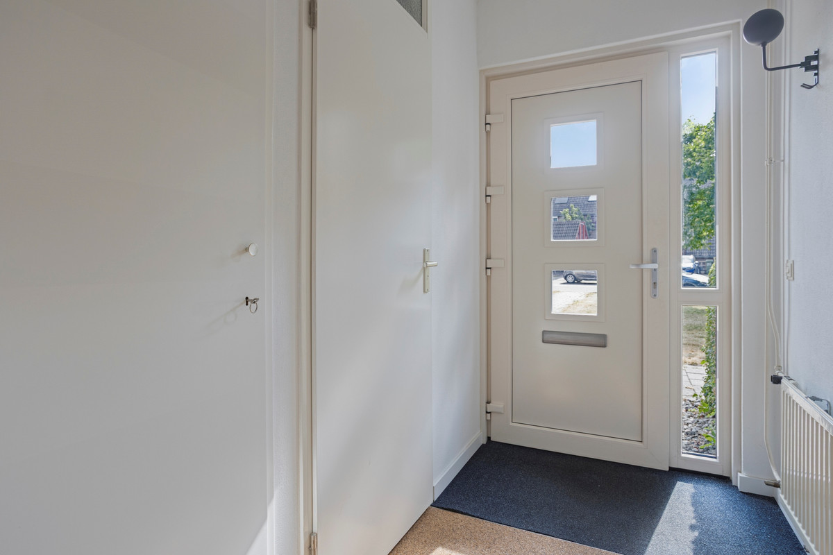 Tussenwoning te koop: Griend 10, Elst