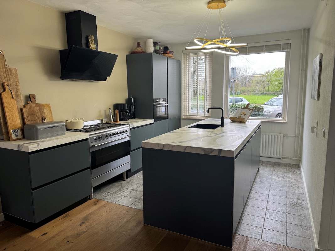Tussenwoning te huur: Peppengouw 156, Almere