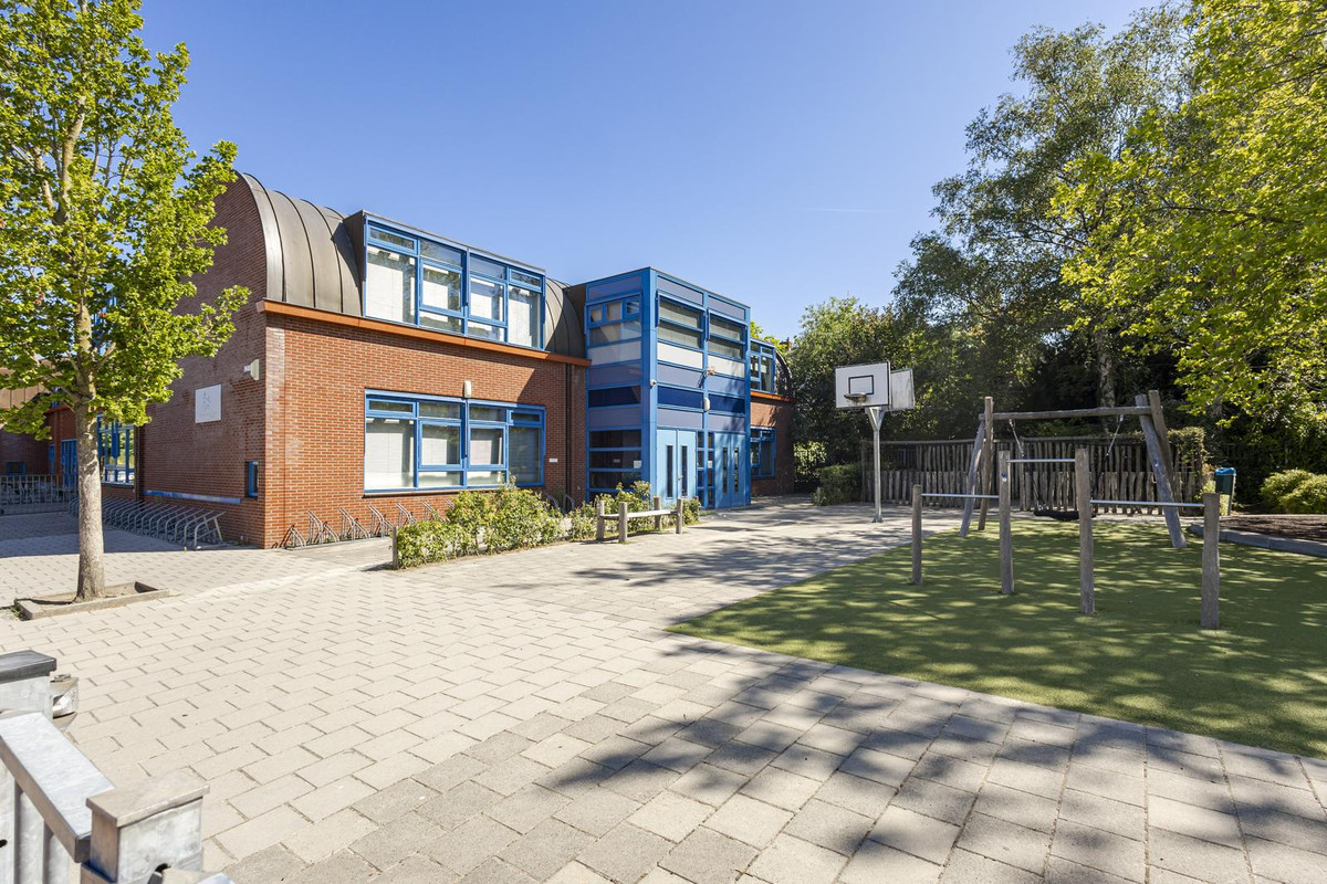 Hoekwoning te koop: Pulsstraat 2, Hardinxveld-Giessendam