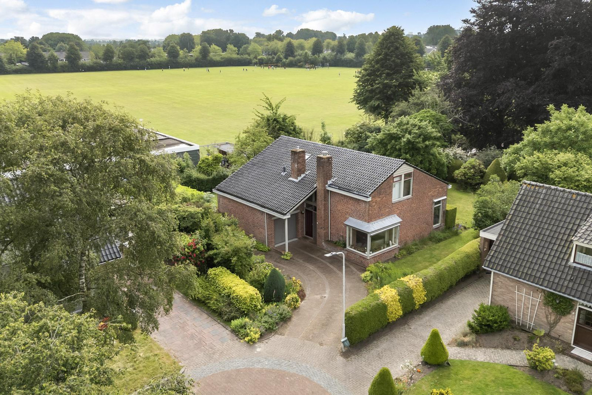 Vrijstaande woning te koop: Mejontsmastraat 10, Buitenpost