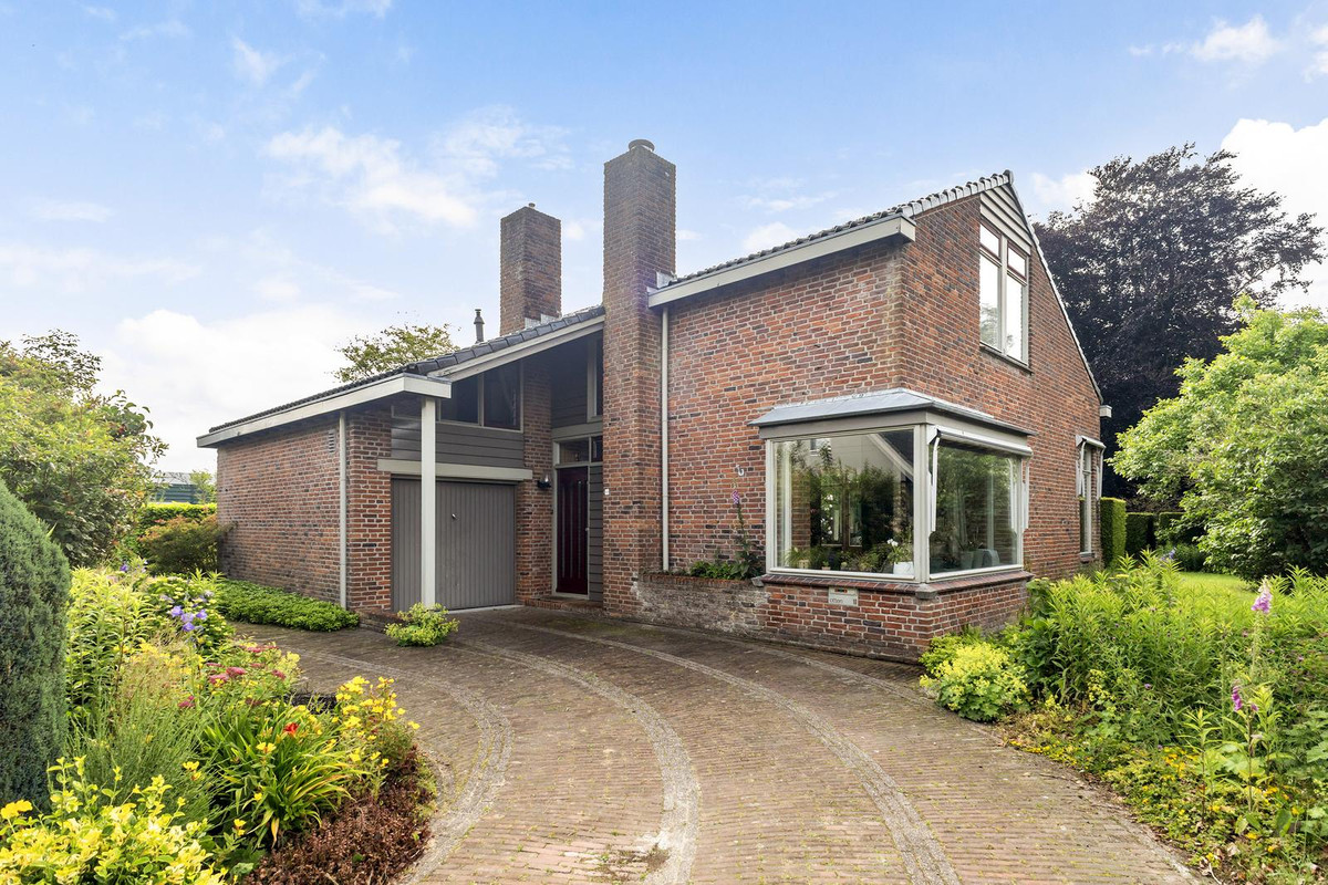 Vrijstaande woning te koop: Mejontsmastraat 10, Buitenpost