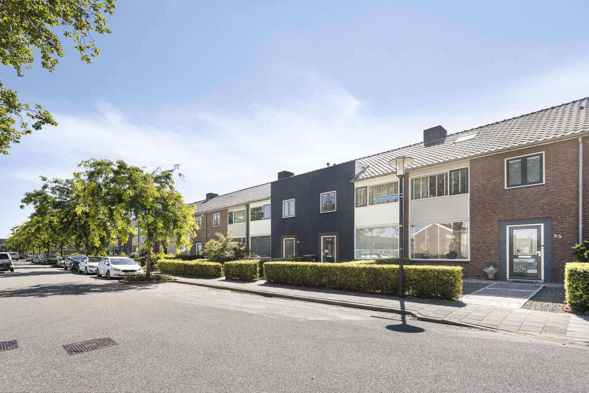 Tussenwoning te koop: Genechtstraat 55, Druten