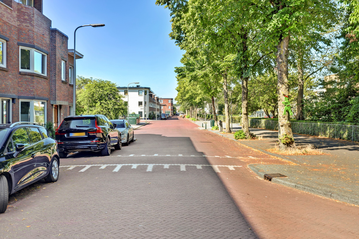 Tussenwoning te koop: Klaverstraat 22, 'S-Gravenhage